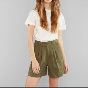 💚 Roaman’s Women’s Shorts – Size 14 💚